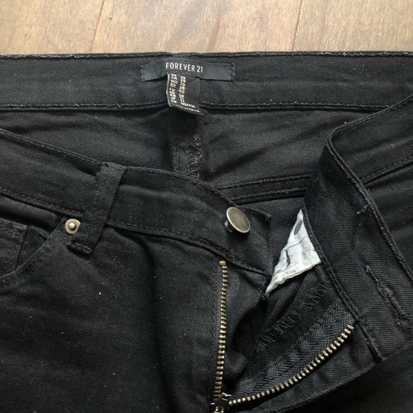 Black Jeans - Picture 5 of 5